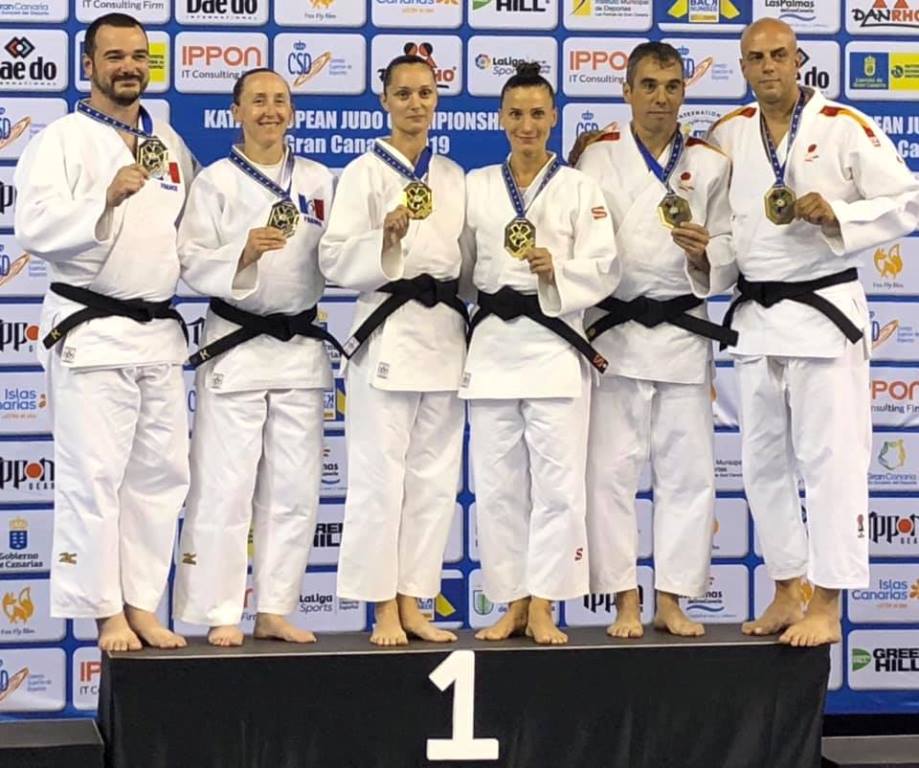 Podium juno kata