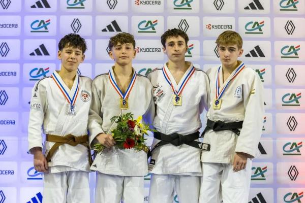 Podium lucas